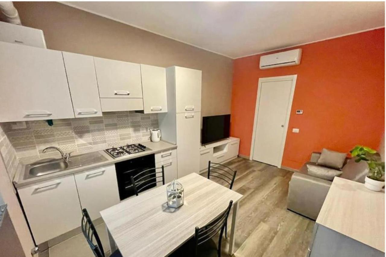 Appartamento In Centro A Milano Con A/C & Wi-Fi Buitenkant foto